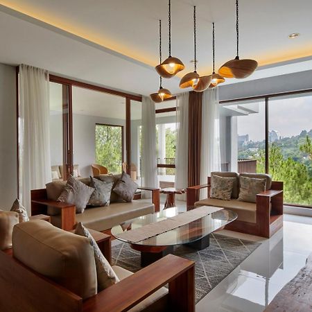 Anindya Hill View Villa 7 Bedrooms With A Private Swimming Pool Bandung Exteriör bild